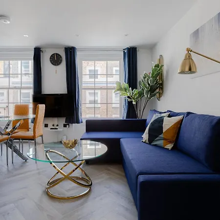 Comfortable Apartments Near Harrods